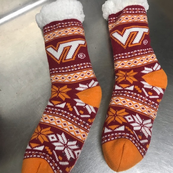 Virginia Tech Medium Women’s Fleece EUC, Foot Warmers VGUC and Mask NWOT - Picture 12 of 13